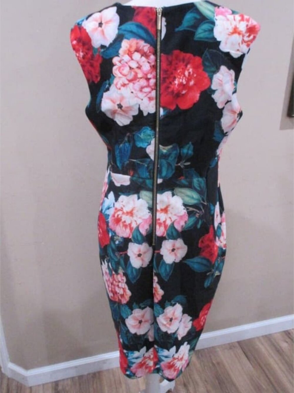 Line Dress Women